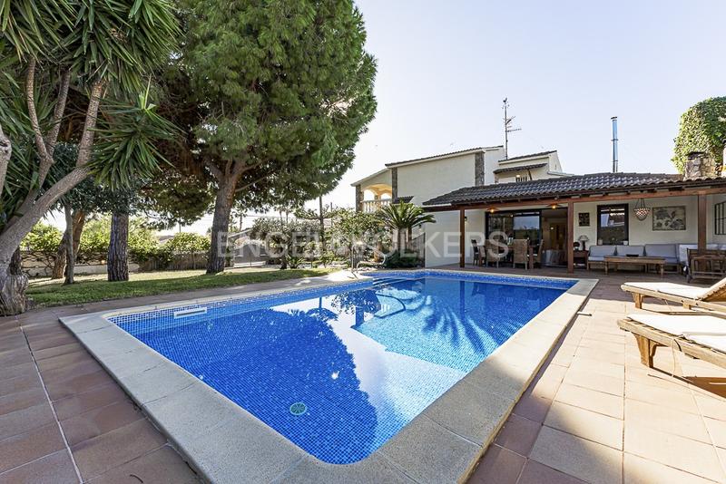 Foto 01e6f310-5f95-4629-bfb7-49f65f1719b1. Maison avec chauffage parking piscine dans Mas Mel Calafell