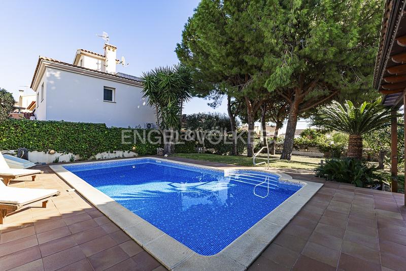 Foto 8880026a-57b7-41a9-897f-e9b8d0666b49. Maison avec chauffage parking piscine dans Mas Mel Calafell