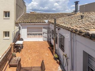 Casa a Font-rubí. Fantástica casa de pueblo con gran terraza