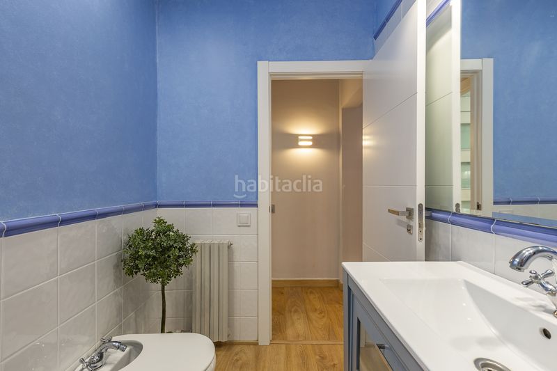 Foto 137b012b-c732-4cad-9f71-450354288006. Casa exclusiva casa a 4 vientos con jardín en can font en Castellar del Vallès
