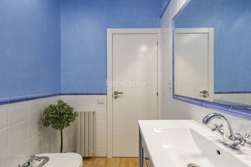 Foto 1bc441cc-38c1-44fa-b46f-79e4d08ba847. Casa exclusiva casa a 4 vientos con jardín en can font en Castellar del Vallès
