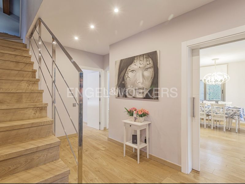 Foto 70ac70d7-073b-4244-8df0-31eb12883862. Casa exclusiva casa a 4 vientos con jardín en can font en Castellar del Vallès