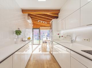 Haus in Can Font-Ca n'Avellaneda. Exclusiva casa a 4 vientos con jardín en can font