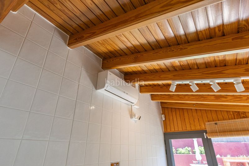 Foto ee5d6778-0b5b-404a-960c-e735420fc2c2. Casa exclusiva casa a 4 vientos con jardín en can font en Castellar del Vallès