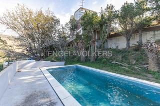 Casa a La Miranda. Terreno de casi 1.000 m2 con proyecto de casa