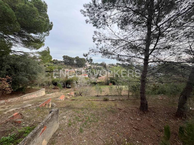 Foto e5e983a3-752d-48b9-8e01-c1a1d88cbb66. Terrain résidentiel dans Sant Muç Rubí