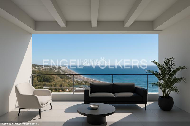 Foto 710c6e1a-2cd4-4140-a0d8-2c306c95d340. Casa exclusiva casa con privilegiadas vistas al mar en Castelldefels