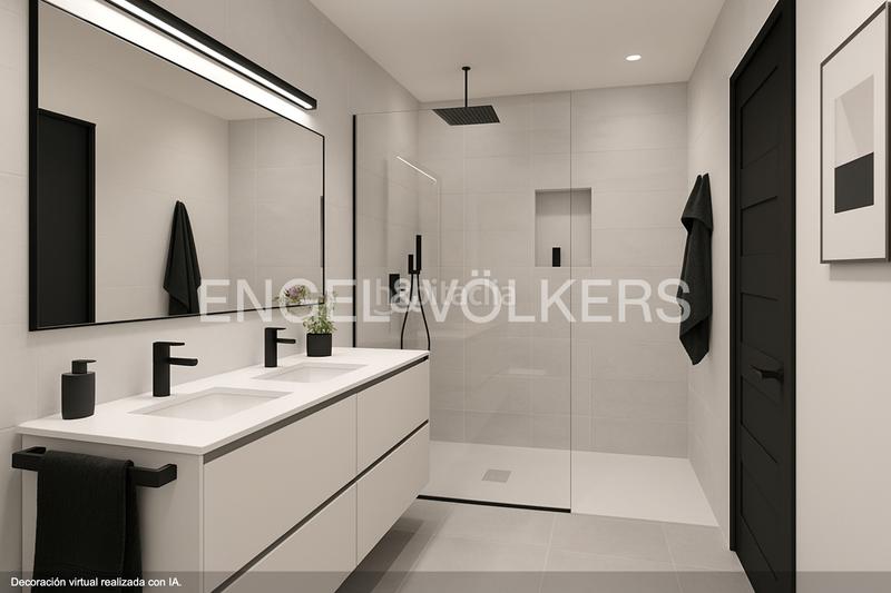 Foto 8bf28bb7-4ac3-4643-85ae-a21e846da4e8. Casa exclusiva casa con privilegiadas vistas al mar en Castelldefels