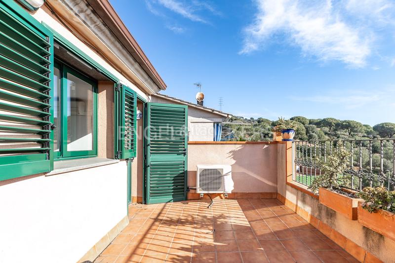 Foto 68d5432d-6fe7-4c5a-8867-cda31ad0031d. Maison avec chauffage parking dans Singuerlín Santa Coloma de Gramenet