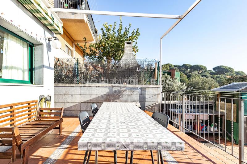 Foto a0af2944-0997-44ec-9acf-5c496cb5fa42. Maison avec chauffage parking dans Singuerlín Santa Coloma de Gramenet