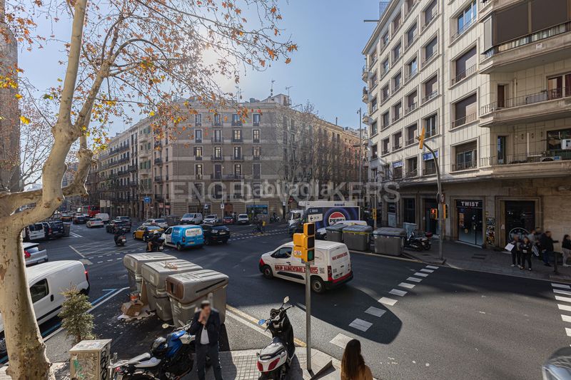 Foto e7ad15d6-51dc-4a14-a2f4-375937b50a53. Pis amb calefacció a Dreta de l´Eixample Barcelona