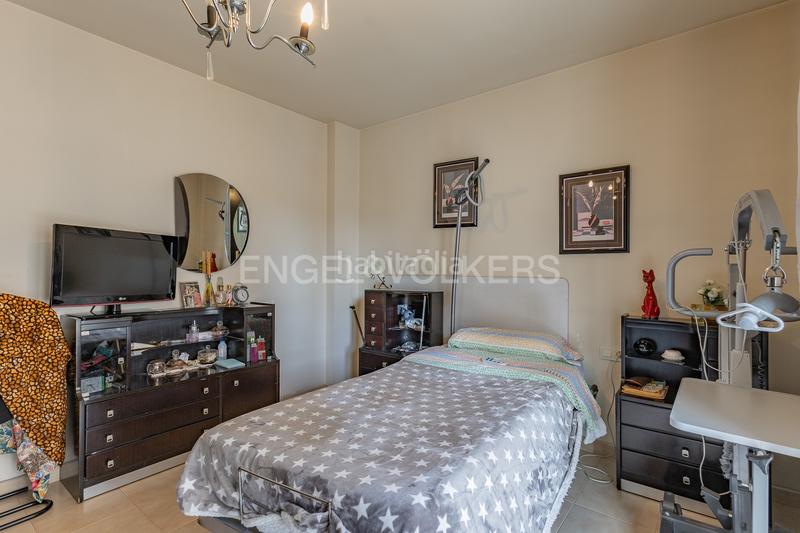 Foto 001b1373-fb98-4f1b-8812-f8cb089a77a2. Apartamento soleado piso en zona céntrica nuda propiedad en Manresa