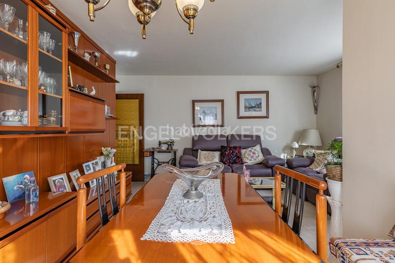 Foto 4fed29d6-2e7e-4701-89fd-e54b6d516c2c. Apartamento soleado piso en zona céntrica nuda propiedad en Manresa
