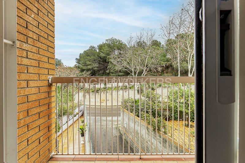 Foto e50c6165-1081-49ed-a63c-9cac7e32da8b. Casa adossada amb calefacció aparcament piscina a Molins de Rei