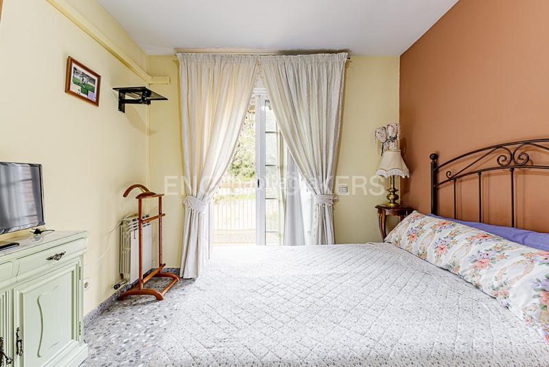 Foto e613f17a-2199-4e06-b79f-b26e722e4eaa. Casa adossada amb calefacció aparcament piscina a Molins de Rei