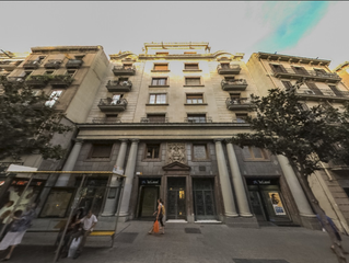 Apartament a Vila de Gràcia. Exclusivo piso alto, luminoso y con encanto en finca noucentista