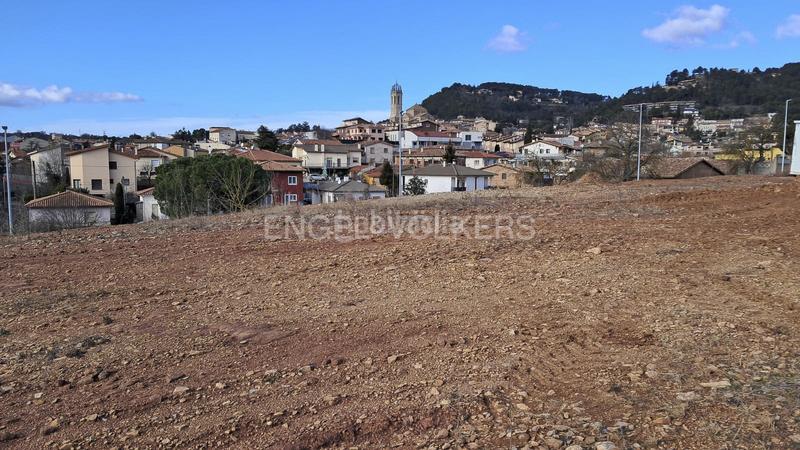Foto c6e690b1-df54-4874-84e4-48e9e3c410dc. Terreno residencial solar edificable en Moià