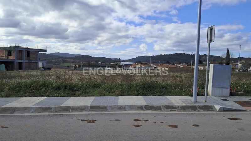 Foto b19f742e-3b53-4a01-b590-d3c6a4f6c722. Terreno residencial solar edificable en Moià