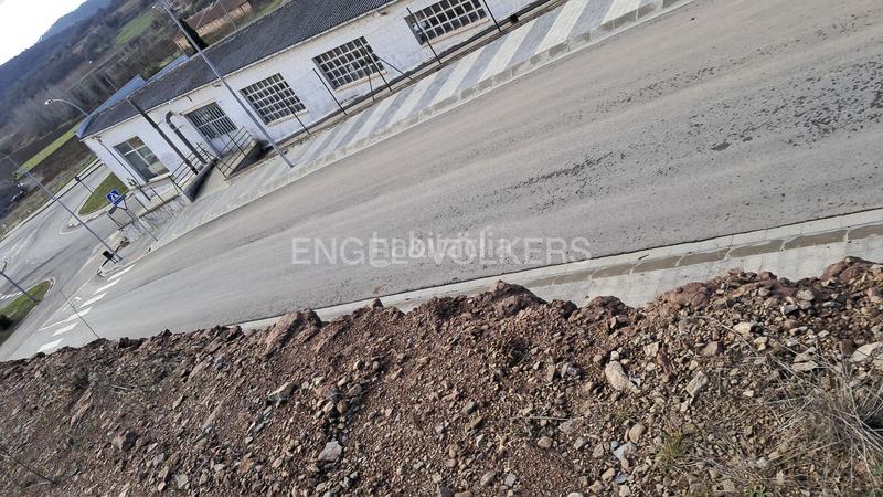 Foto f6c3d04f-b2cb-451c-bc77-367bb4b821fe. Terreno residencial solar edificable en Moià