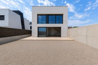 Haus in Malgrat de Mar. Exclusiva casa de diseño y alta eficiencia energética