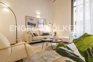 Lloguer Apartament a Vila de Gràcia. Piso de alquiler temporal en gracia con terraza