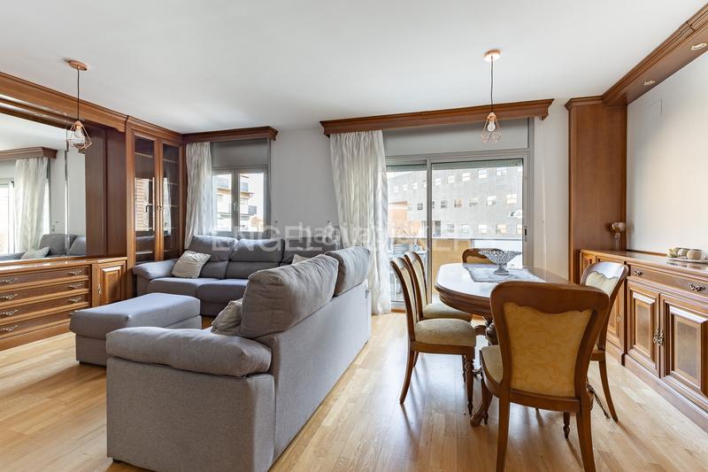 Foto 0a64143d-11c3-4329-8c55-d32a3907b498. Appartement avec chauffage parking piscine dans La Vila Olímpica del Poblenou Barcelona