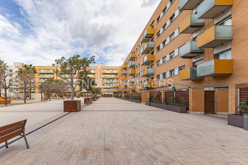 Foto 376de5d2-93e4-4c9a-b83d-24f6f72392d7. Appartement avec chauffage parking piscine dans La Vila Olímpica del Poblenou Barcelona