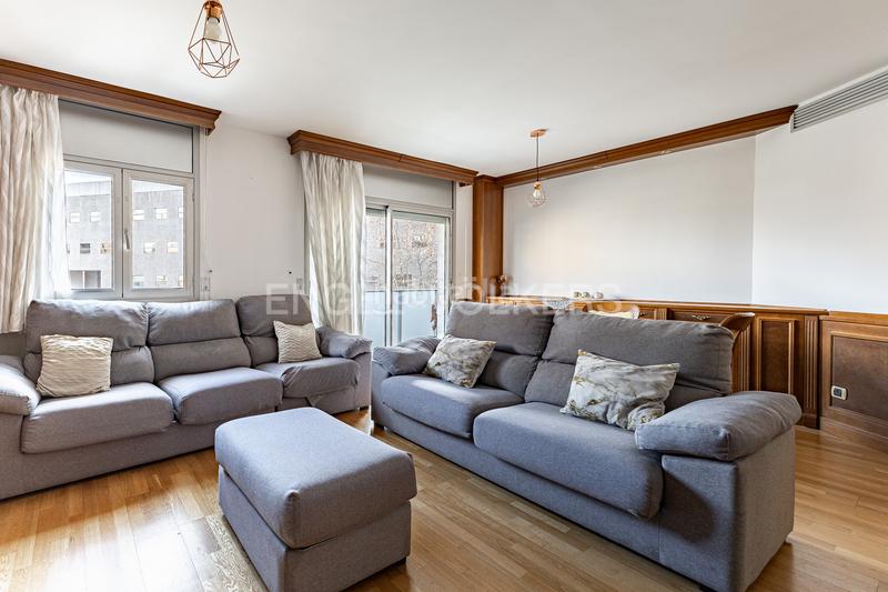 Foto 7d1d6c40-4cc4-41a6-abbe-0373d7f6715d. Appartement avec chauffage parking piscine dans La Vila Olímpica del Poblenou Barcelona