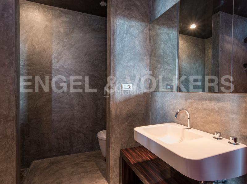 Foto a0fb1656-9034-47ee-b9a3-8027c4c3b463. Alquiler loft auténtico loft industrial en born, pieza única en Barcelona