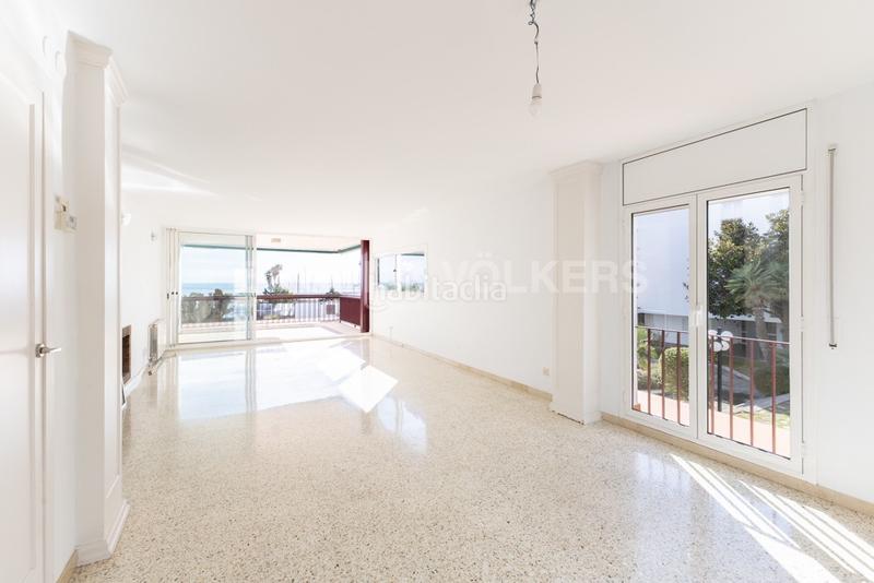 Foto 2c77e012-7b33-43c4-bb08-3845c7354e66. Apartament amb calefacció aparcament piscina a El Balís Sant Andreu de Llavaneres