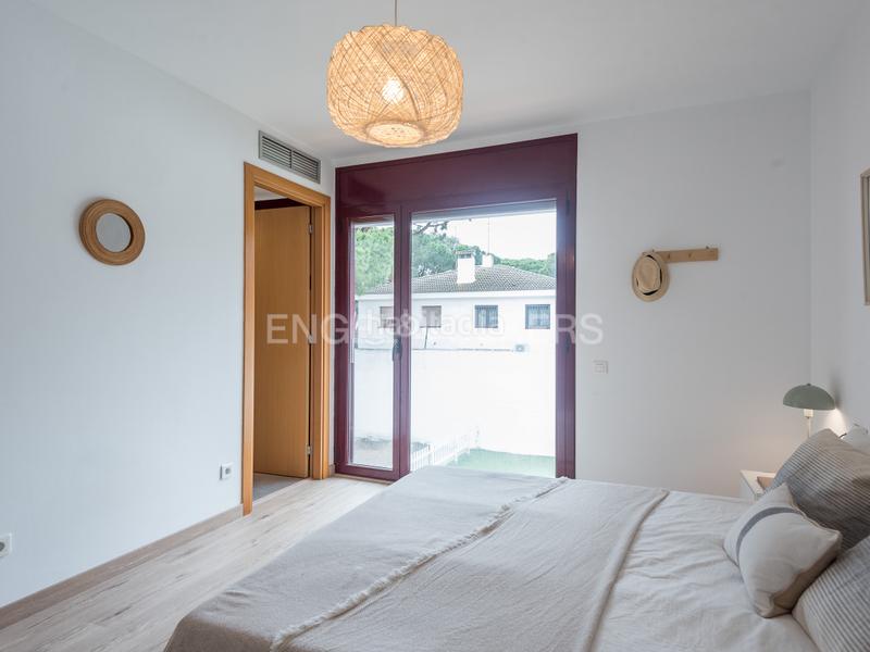 Foto 01c30286-ba0a-41e1-8d61-471cc1cb796e. House with heating parking pool in La Pineda Castelldefels