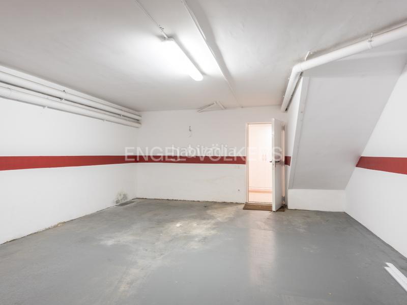 Foto 9d7b0291-8bd4-493a-b5cd-5d42d0c003e5. House with heating parking pool in La Pineda Castelldefels