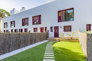 Maison à La Pineda. Vivir y relajarse junto al mar