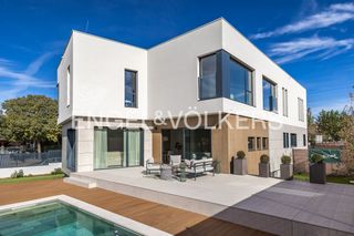Casa in Mira-sol. Exclusiva casa de diseño a estrenar en sant cugat
