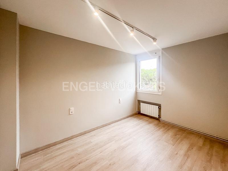 Foto df492bfd-beb2-46d9-be1d-e2c7d0efa5c0. Location appartement avec chauffage parking piscine dans Gavà
