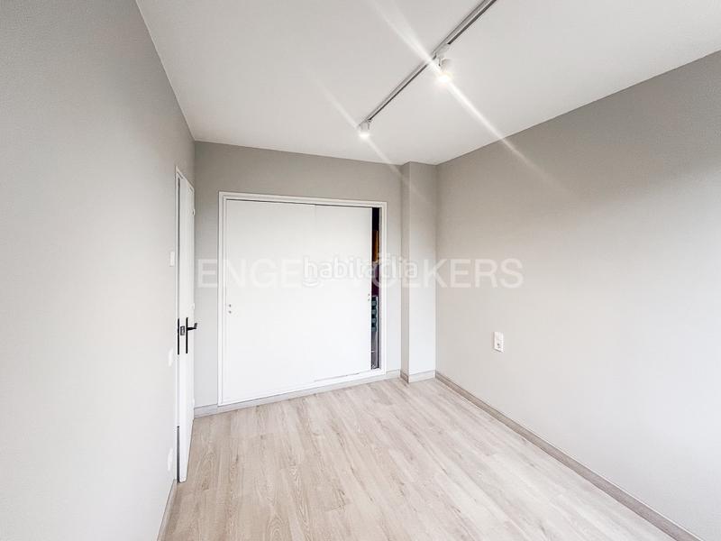 Foto f471fb96-f1a7-49a7-b558-ac3f587d7005. Location appartement avec chauffage parking piscine dans Gavà