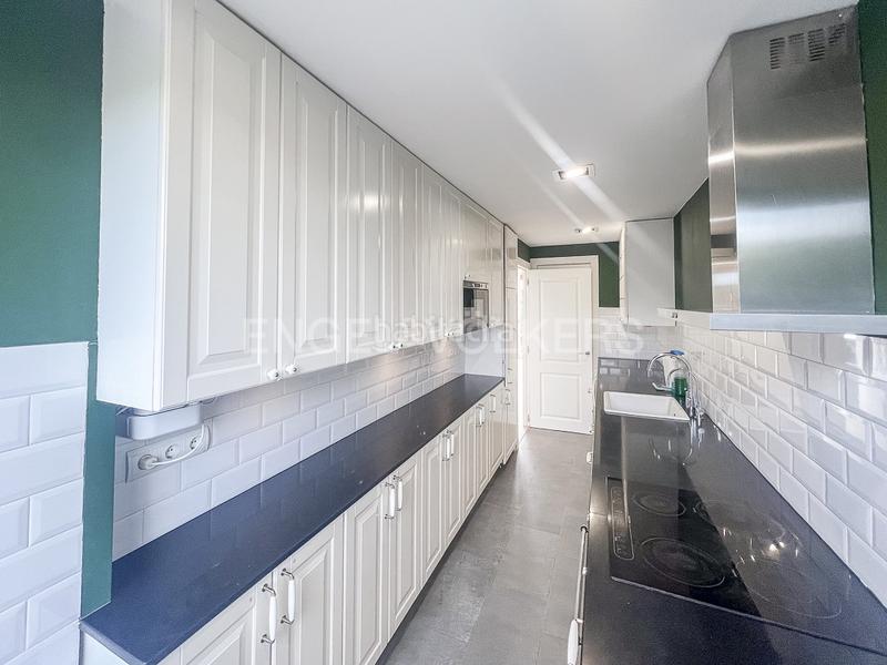 Foto fe9ef093-0816-4643-94e0-c59d9067033a. Location appartement avec chauffage parking piscine dans Gavà
