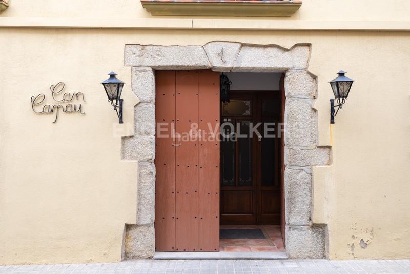 Foto 4f4a76a7-2f59-46b8-a5a5-efe42b77ed19. Casa adossada amb calefacció a Nucli Urbà Argentona