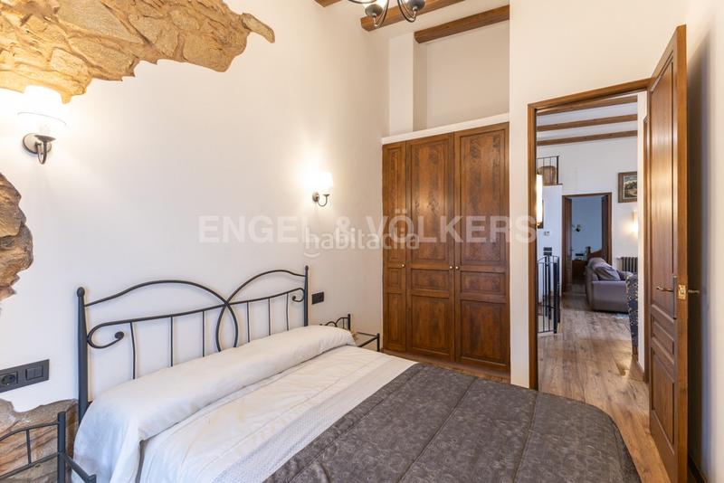 Foto a846180e-cc11-48ec-bfbe-d6373f5e0637. Casa adossada amb calefacció a Nucli Urbà Argentona