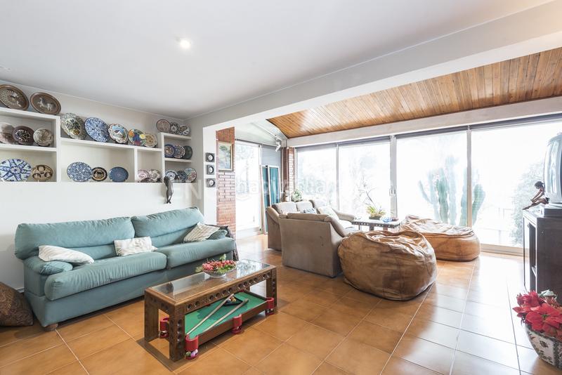 Foto 11e66655-e03d-4477-9bc1-1ac5e6757f65. Casa con riscaldamento parcheggio in Levantina - Montgavina - Quintmar Sitges