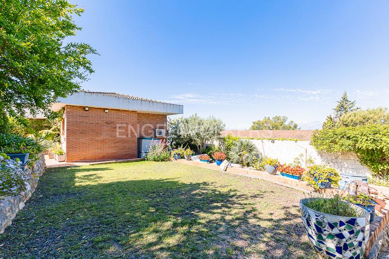 Foto 14a09bbd-ed47-48e5-b396-f4bc62349d82. Casa con riscaldamento parcheggio in Levantina - Montgavina - Quintmar Sitges