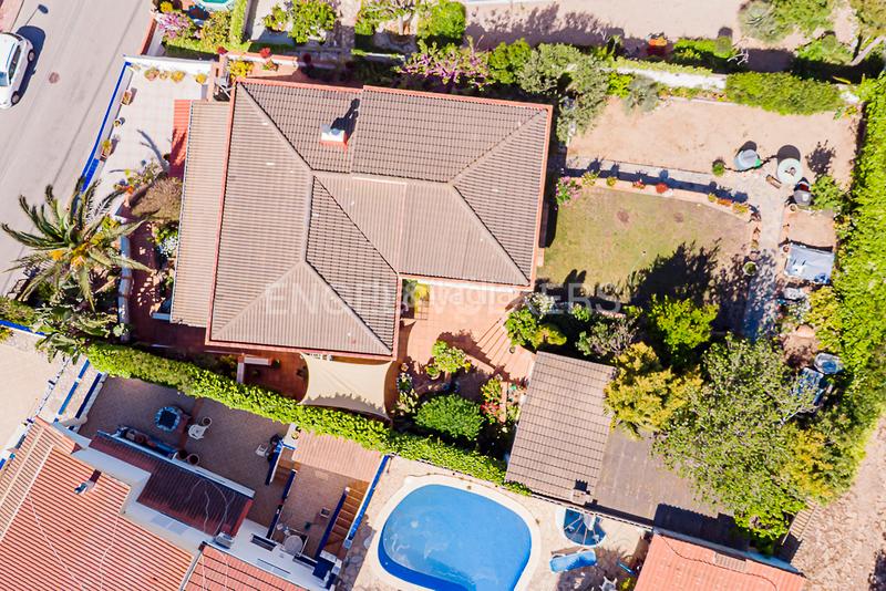 Foto 2b266832-0840-49cd-89c5-3c08c9e058e6. Casa con riscaldamento parcheggio in Levantina - Montgavina - Quintmar Sitges