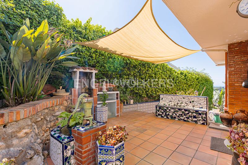 Foto 31a8f35a-5b91-4bca-9f4e-fda265ba78e2. Casa con riscaldamento parcheggio in Levantina - Montgavina - Quintmar Sitges