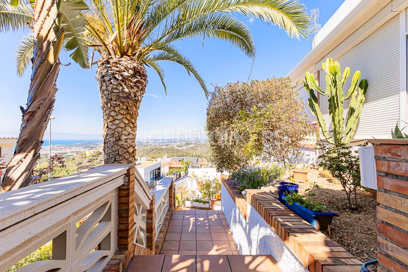 Foto 60321013-1453-443b-ae79-8f41b1760695. Casa con riscaldamento parcheggio in Levantina - Montgavina - Quintmar Sitges