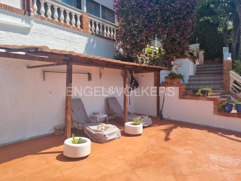 Foto 609c88b5-5cb6-4955-b78b-2ad923350e02. Casa con riscaldamento parcheggio in Levantina - Montgavina - Quintmar Sitges