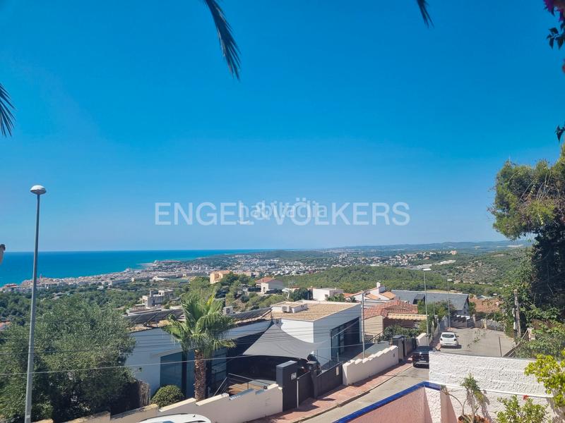 Foto 7a16010d-4fc6-4d88-8d08-148e3b85267e. Casa con riscaldamento parcheggio in Levantina - Montgavina - Quintmar Sitges