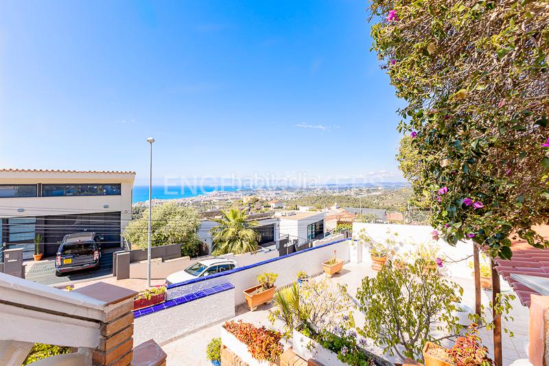 Foto a82c309f-a9ac-4201-926f-92b454563d43. Casa con riscaldamento parcheggio in Levantina - Montgavina - Quintmar Sitges