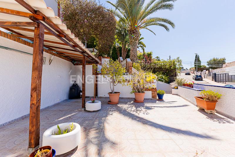 Foto a891ae42-b9fa-41f1-bbf4-70f64cf82a34. Casa con riscaldamento parcheggio in Levantina - Montgavina - Quintmar Sitges