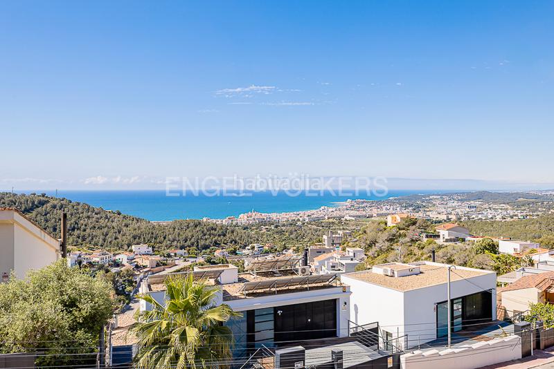 Foto b4f26422-7e59-4615-abae-096749a19e71. Casa con riscaldamento parcheggio in Levantina - Montgavina - Quintmar Sitges