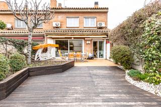 Casa a Creu Alta. Excelente casa ubicada en el centrocreu alta